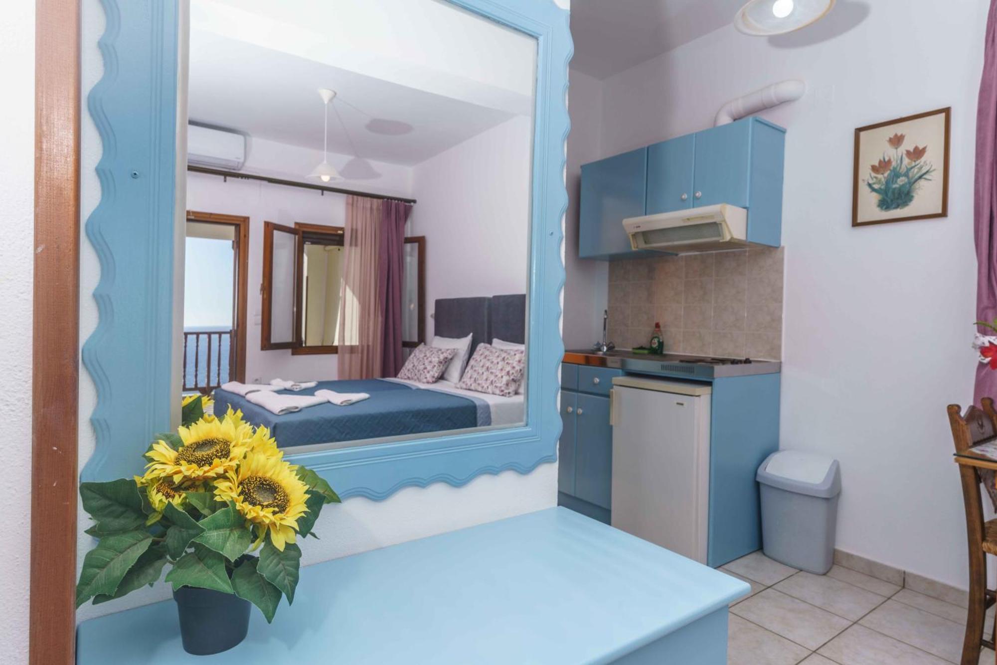 Galini Apartments Лентас Экстерьер фото